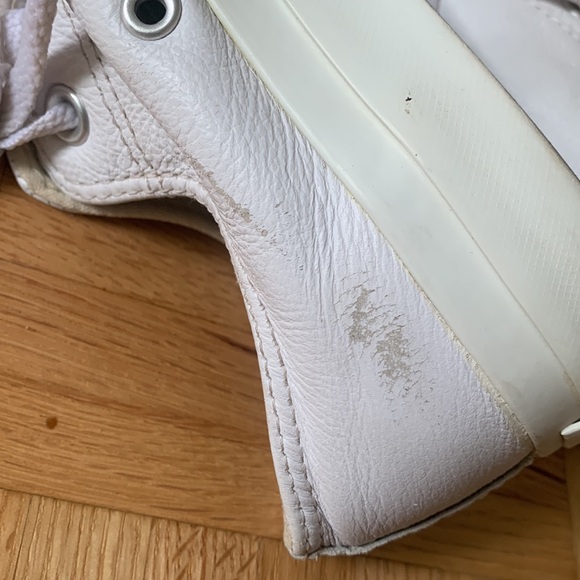 White leather converse low tops - Picture 6 of 7